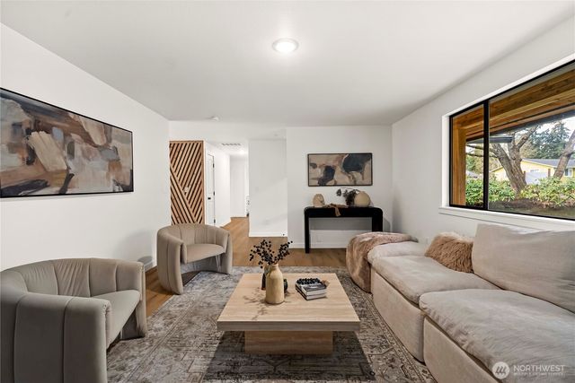 5601 32nd Court SE, Lacey, WA 98503