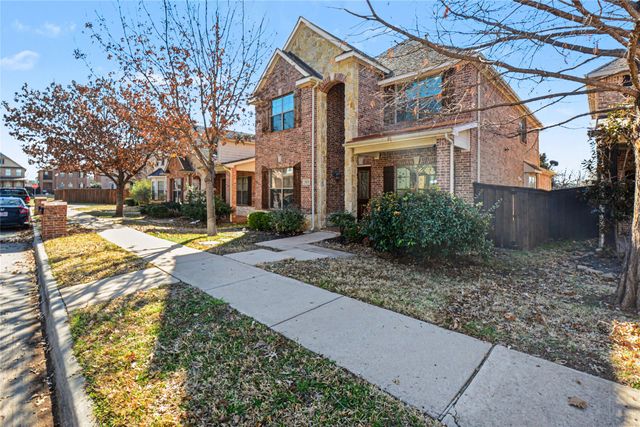 1474 Cambridge Drive, Lewisville, TX 75077