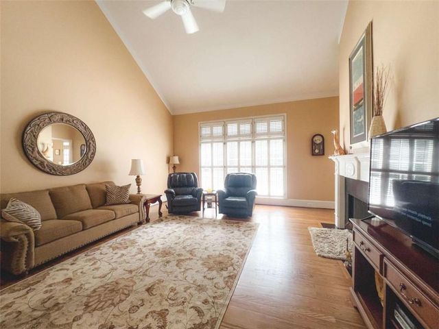 25 Costleys Bridge Drive, Oxford, GA 30054