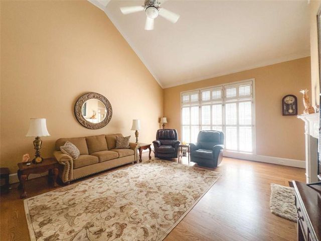 25 Costleys Bridge Drive, Oxford, GA 30054