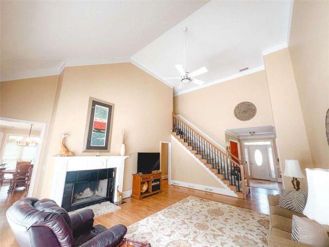 25 Costleys Bridge Drive, Oxford, GA 30054