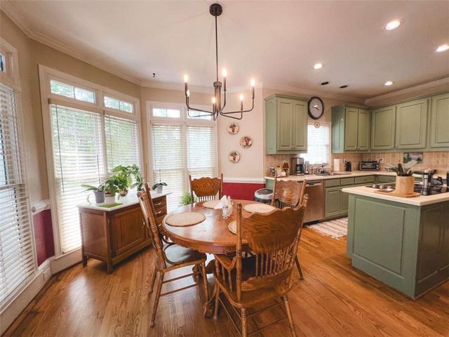 25 Costleys Bridge Drive, Oxford, GA 30054