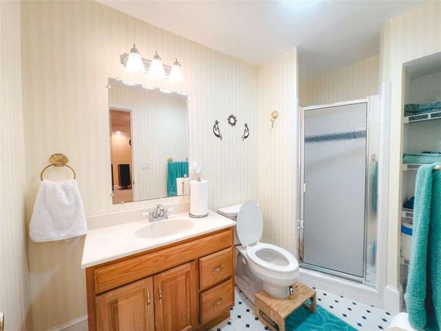 25 Costleys Bridge Drive, Oxford, GA 30054