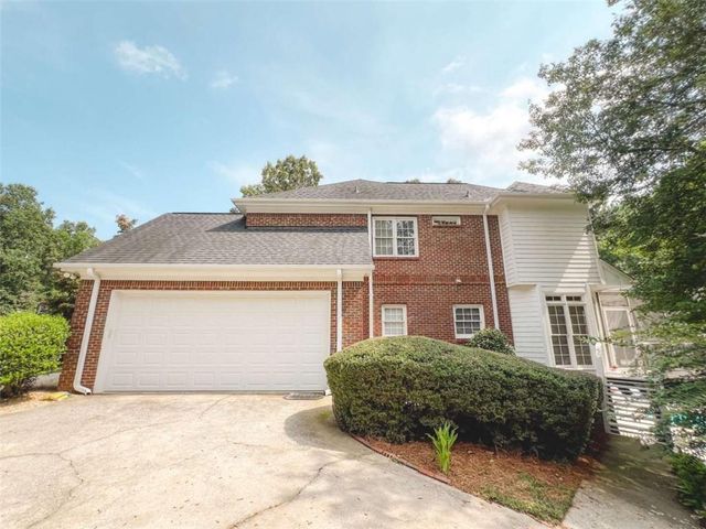 25 Costleys Bridge Drive, Oxford, GA 30054
