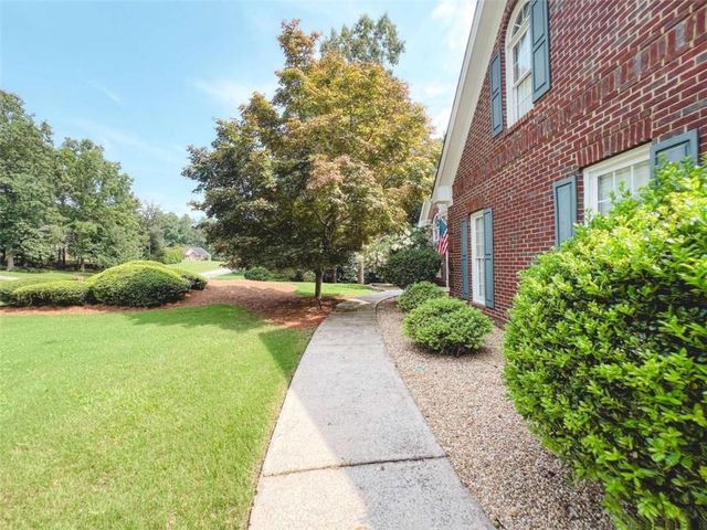 25 Costleys Bridge Drive, Oxford, GA 30054