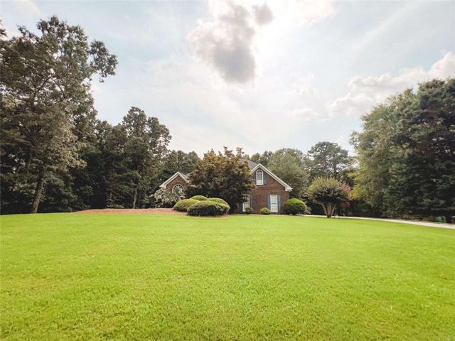 25 Costleys Bridge Drive, Oxford, GA 30054