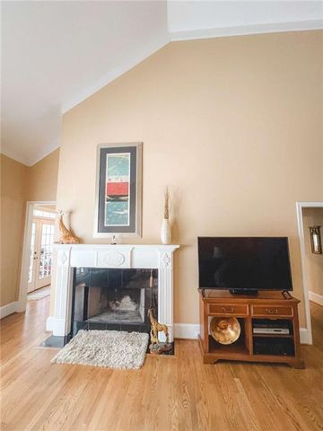 25 Costleys Bridge Drive, Oxford, GA 30054