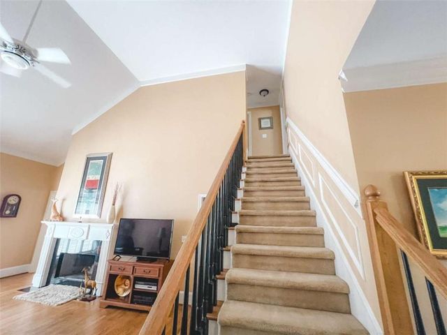 25 Costleys Bridge Drive, Oxford, GA 30054