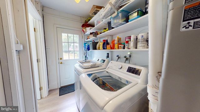 5810 HELMSDALE LN, Alexandria, VA 22315