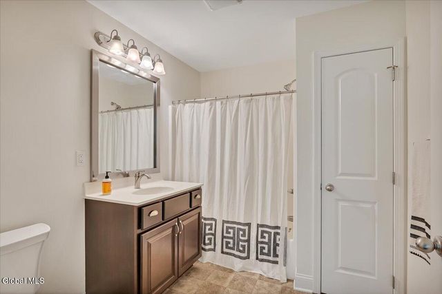 3604 Brunswick Meadows Way, Troy, NY 12182