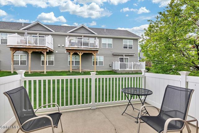 3604 Brunswick Meadows Way, Troy, NY 12182