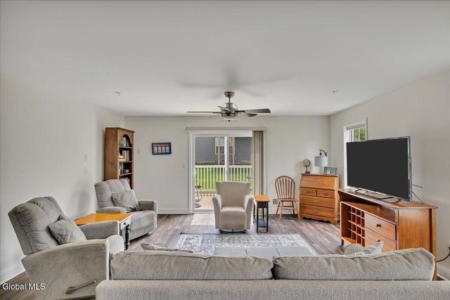 3604 Brunswick Meadows Way, Troy, NY 12182