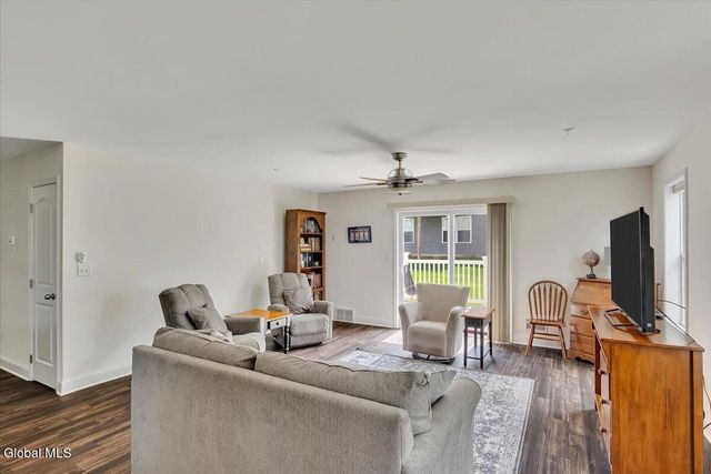 3604 Brunswick Meadows Way, Troy, NY 12182