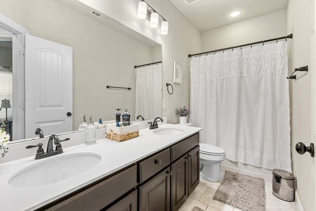 804 Bandelier Lane, Mansfield, TX 76063