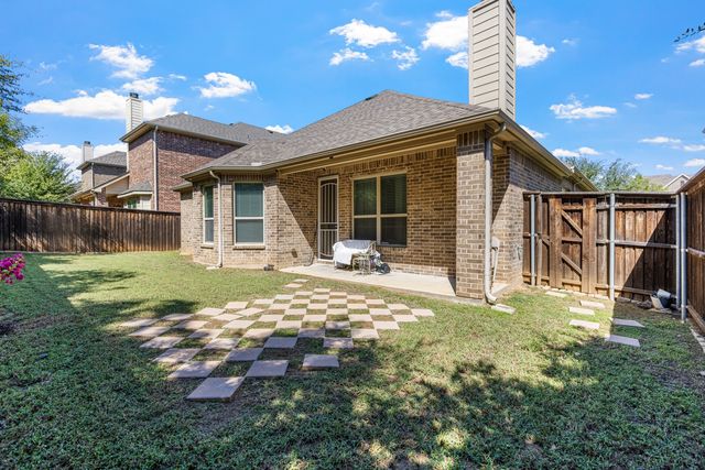 804 Bandelier Lane, Mansfield, TX 76063