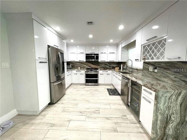 1501 GRANDVIEW BOULEVARD, Kissimmee, FL 34744