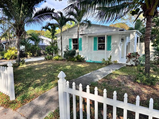 3012 Glenwood Road, West Palm Beach, FL 33405