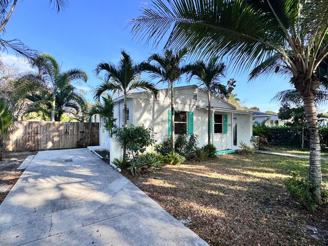 3012 Glenwood Road, West Palm Beach, FL 33405