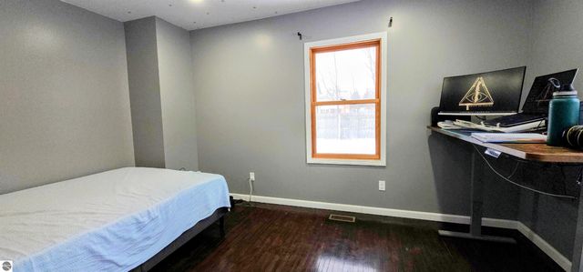 105 N Burgess Street, West Branch, MI 48661