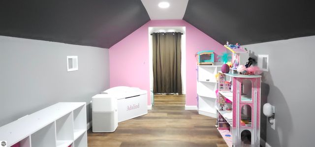 105 N Burgess Street, West Branch, MI 48661