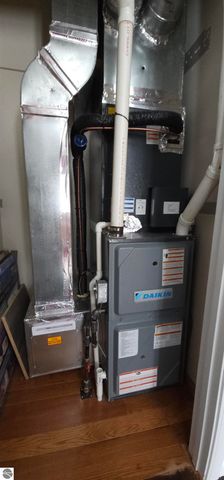 105 N Burgess Street, West Branch, MI 48661