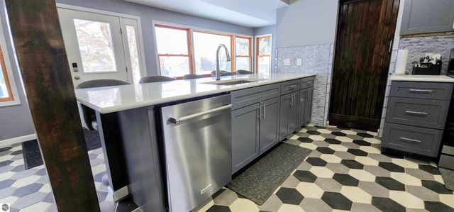 105 N Burgess Street, West Branch, MI 48661