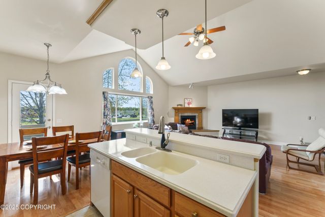 5608 Tudor Square Court, Anchorage, AK 99504