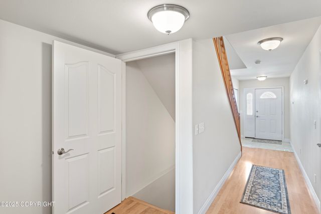 5608 Tudor Square Court, Anchorage, AK 99504