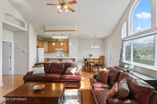 5608 Tudor Square Court, Anchorage, AK 99504