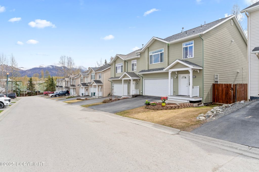 5608 Tudor Square Court, Anchorage, AK 99504
