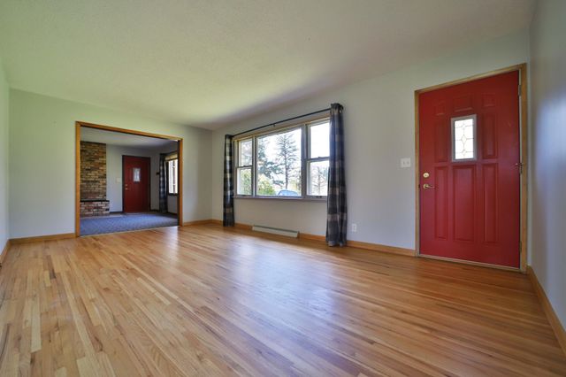 12108 Oakridge Road, Brainerd, MN 56401