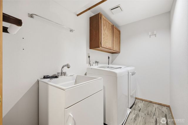 22534 SE 304th Place, Black Diamond, WA 98010