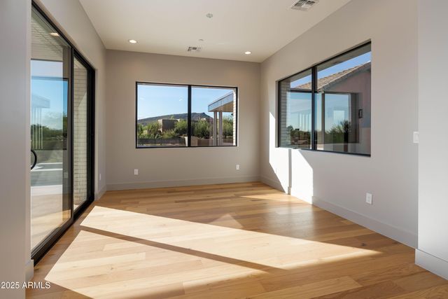 9775 E Hidden Valley Road, Scottsdale, AZ 85262