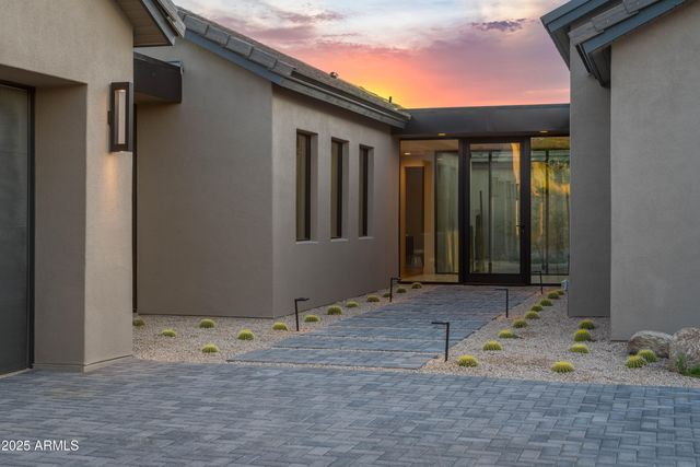 9775 E Hidden Valley Road, Scottsdale, AZ 85262