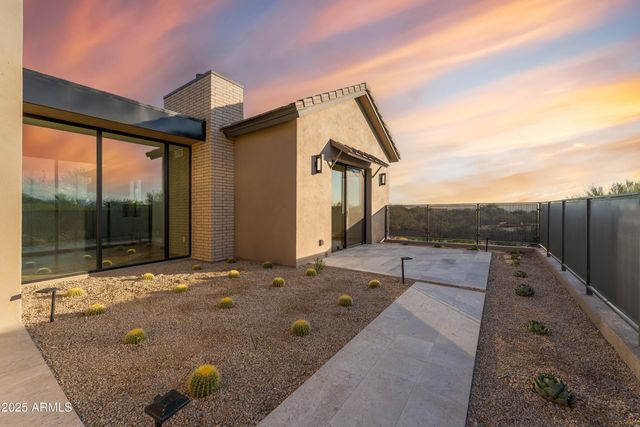 9775 E Hidden Valley Road, Scottsdale, AZ 85262