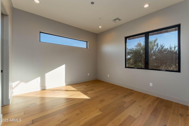 9775 E Hidden Valley Road, Scottsdale, AZ 85262