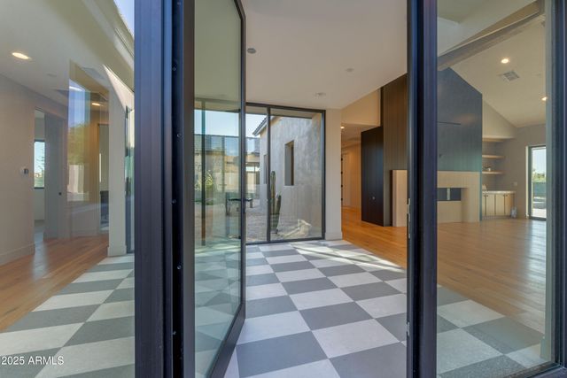 9775 E Hidden Valley Road, Scottsdale, AZ 85262