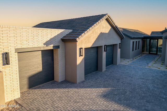 9775 E Hidden Valley Road, Scottsdale, AZ 85262