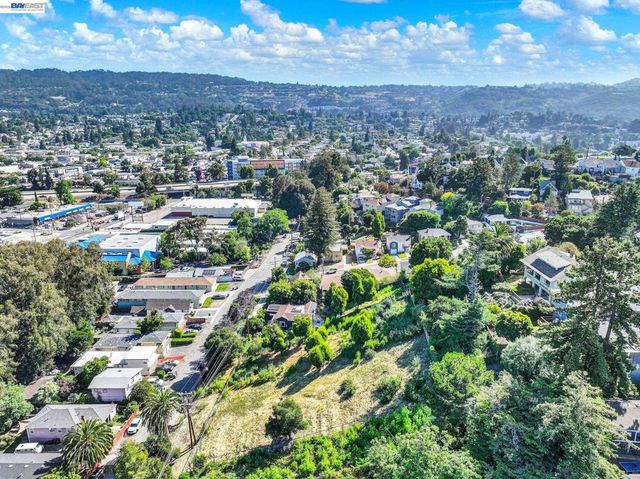 3150 Courtland, Oakland, CA 94619