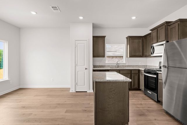 205 Julian Davis Drive, Venus, TX 76084