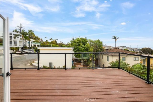 297 Wave Street, Laguna Beach, CA 92651