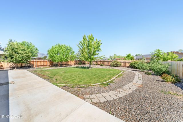 693 Lassen Way, Gardnerville, NV 89460