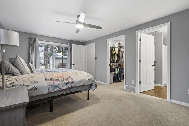 1437 E GLENDALE AVENUE, Appleton, WI 54911