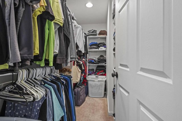 1437 E GLENDALE AVENUE, Appleton, WI 54911