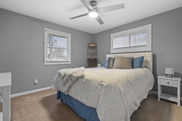 1437 E GLENDALE AVENUE, Appleton, WI 54911