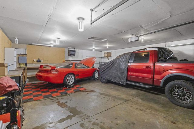 1437 E GLENDALE AVENUE, Appleton, WI 54911