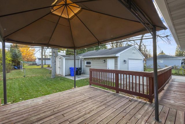 1437 E GLENDALE AVENUE, Appleton, WI 54911