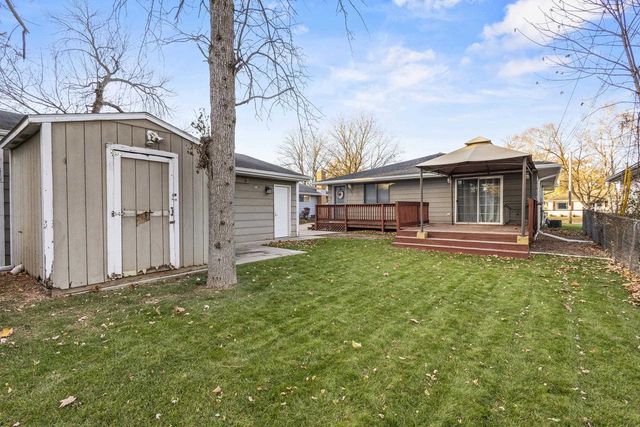 1437 E GLENDALE AVENUE, Appleton, WI 54911