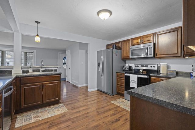 1437 E GLENDALE AVENUE, Appleton, WI 54911