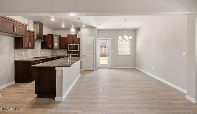 15140 Expectation Avenue, El Paso, TX 79938